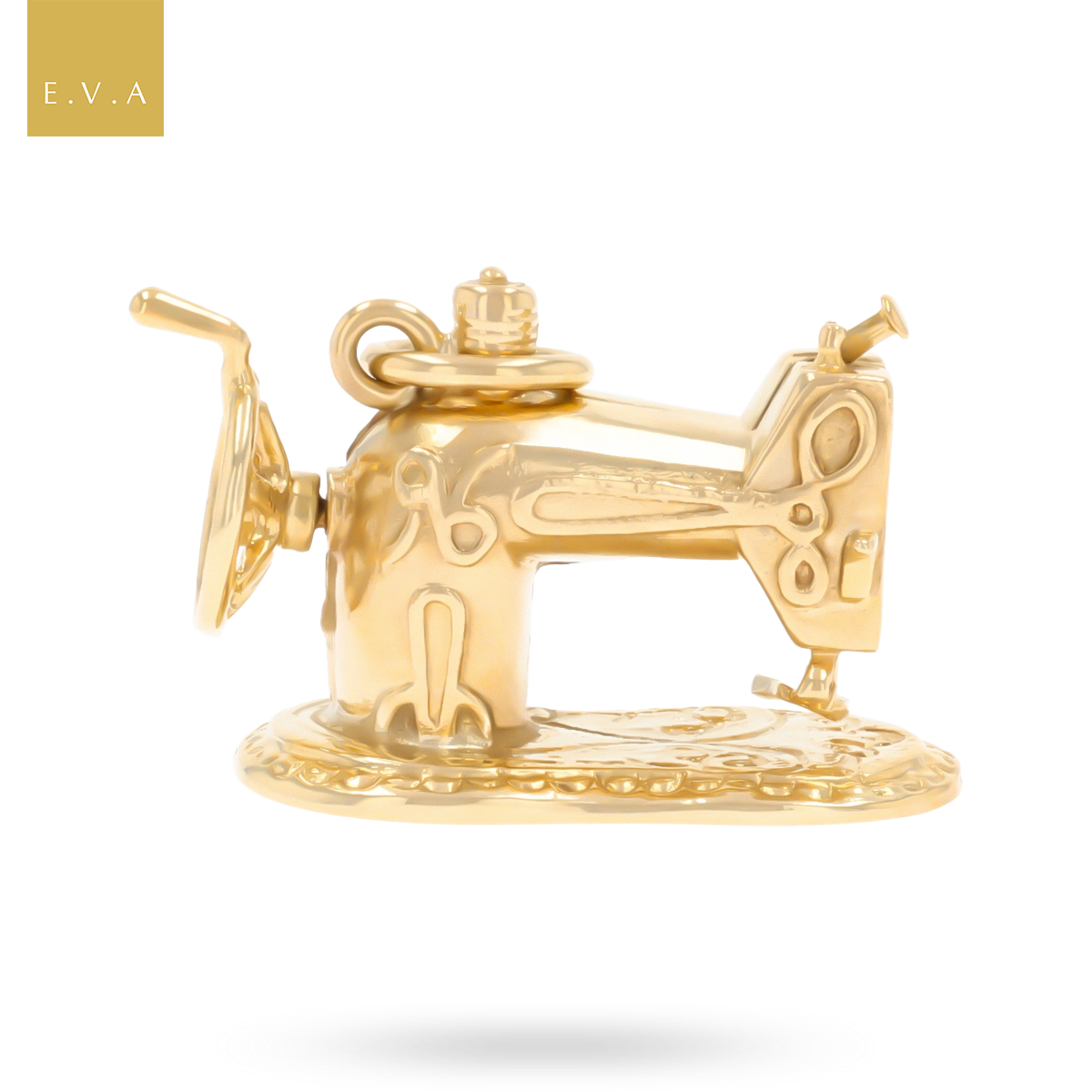 9ct Yellow Gold Large Sewing Machine Charm
