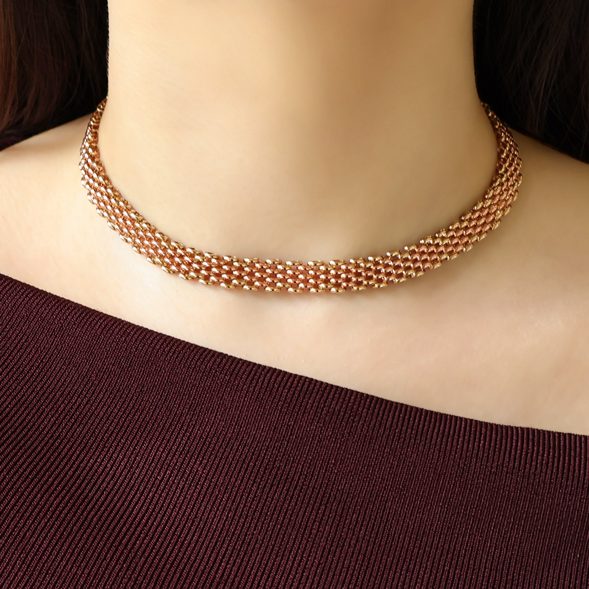 Model wears 9ct Yellow & Rose Gold Panther Link Necklace