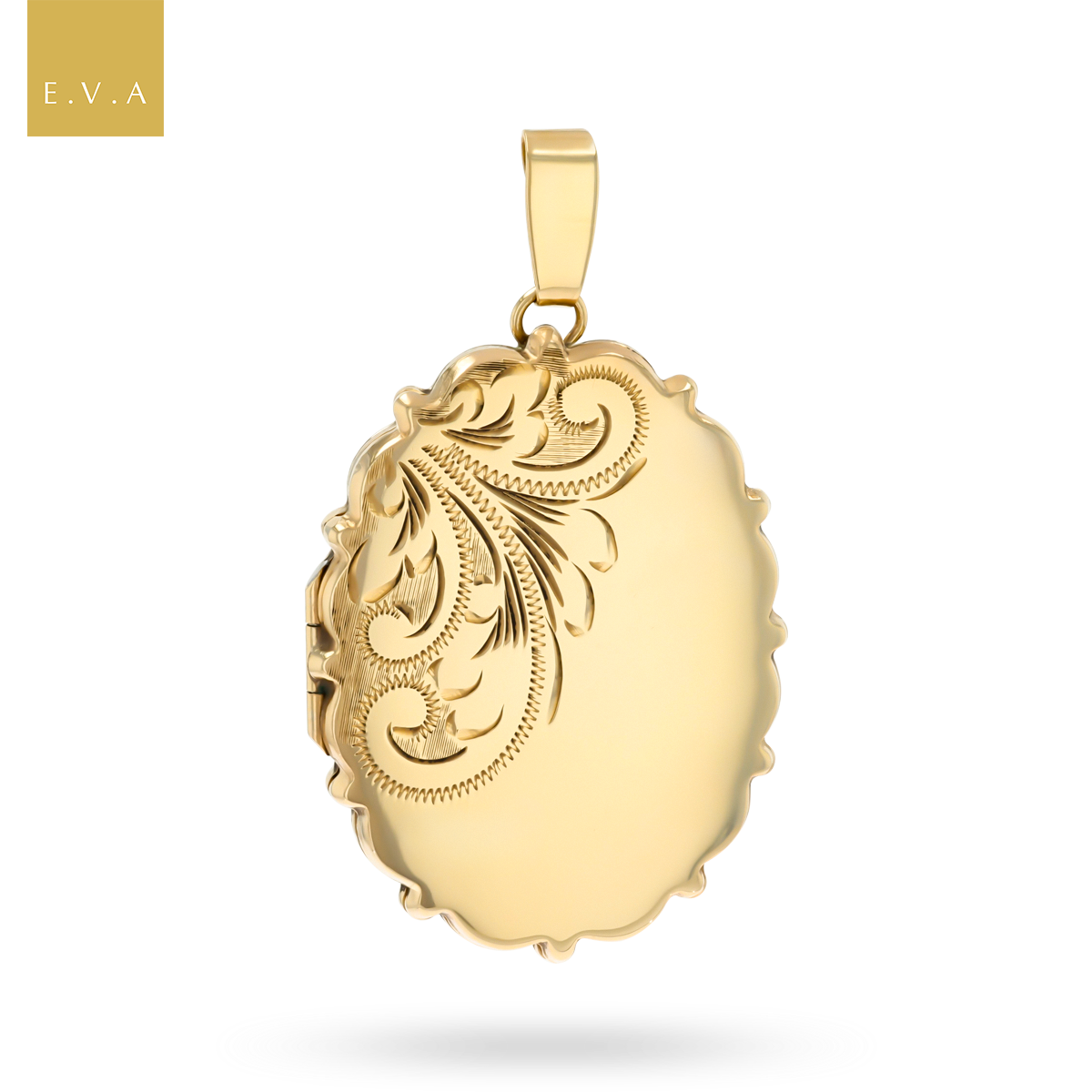9ct Yellow Gold Large Oval Engraved Scroll Scalloped Edge Locket