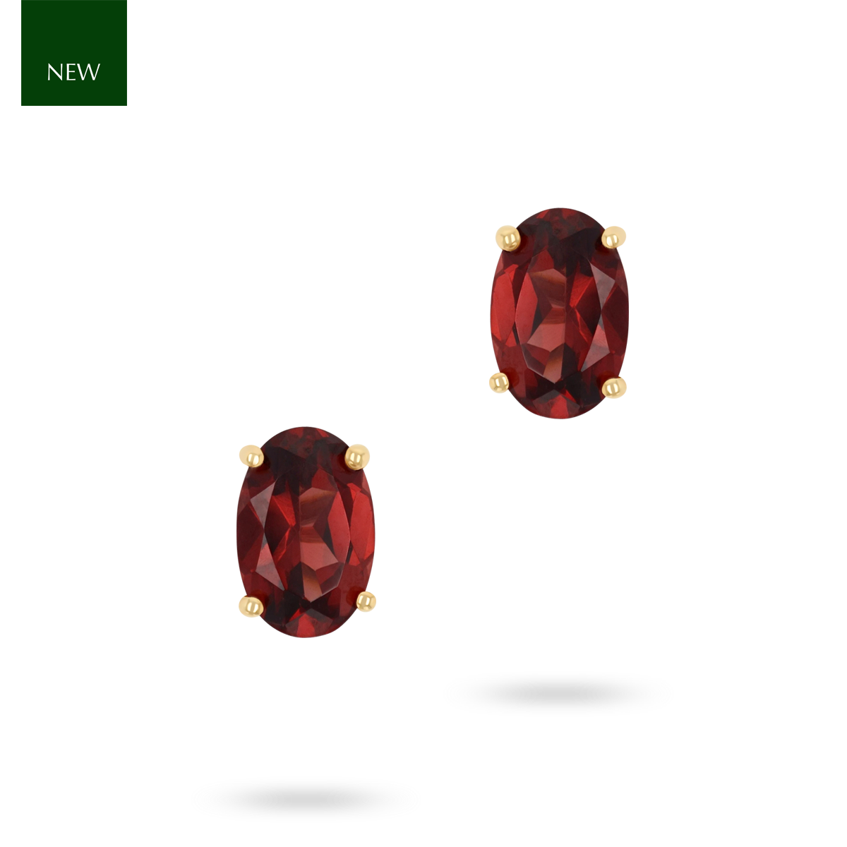 9ct Yellow Gold Oval Shaped Garnet Claw Set Stud Earrings
