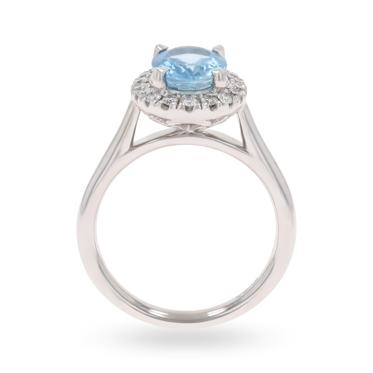 18ct White Gold Oval Shaped Aquamarine & Diamond Cluster Ring