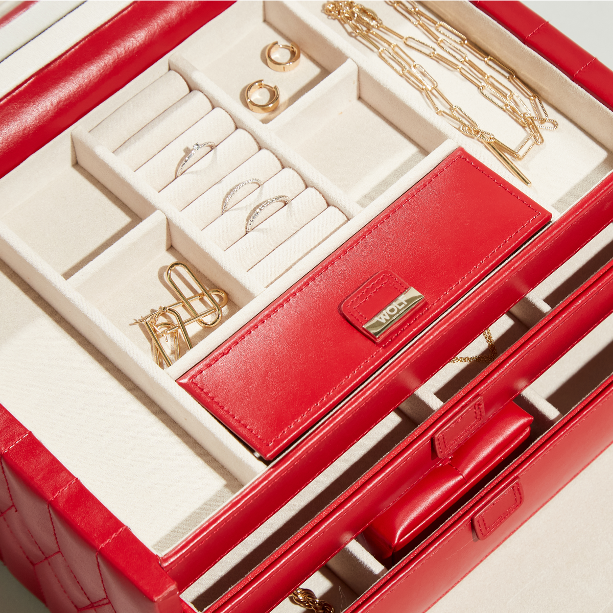 Caroline Medium Red Jewellery Case
