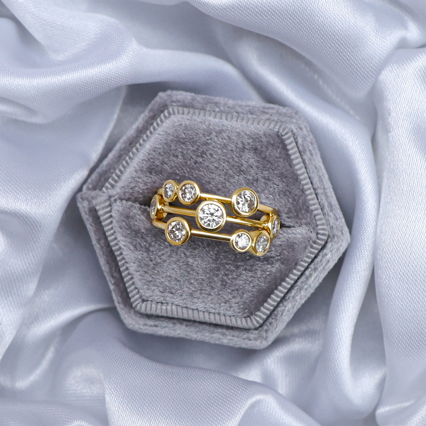 18ct Yellow Gold 9 Stone Diamond Bubble Ring