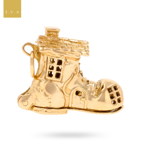 9ct Yellow Gold Old Woman in Shoe With 3 Children Opening Charm