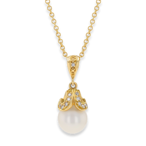 18ct Yellow Gold Cultured Freshwater Pearl & Diamond Set Hearts Pendant with Chain