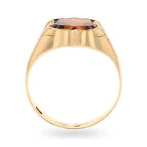 Un-hallmarked 8ct Yellow Gold Shield Shaped Smokey Quartz Signet Ring