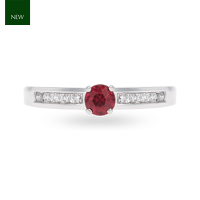18ct White Gold Garnet & Diamond Channel Set Shoulders Solitaire Ring