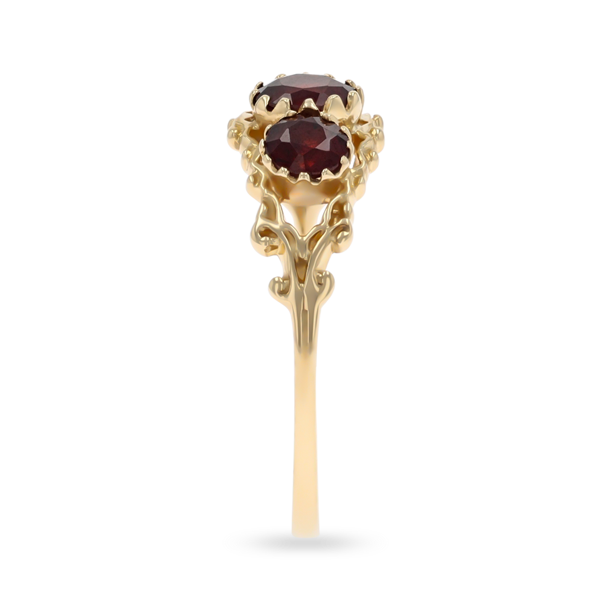 9ct Yellow Gold Garnet Trilogy Filigree Ring