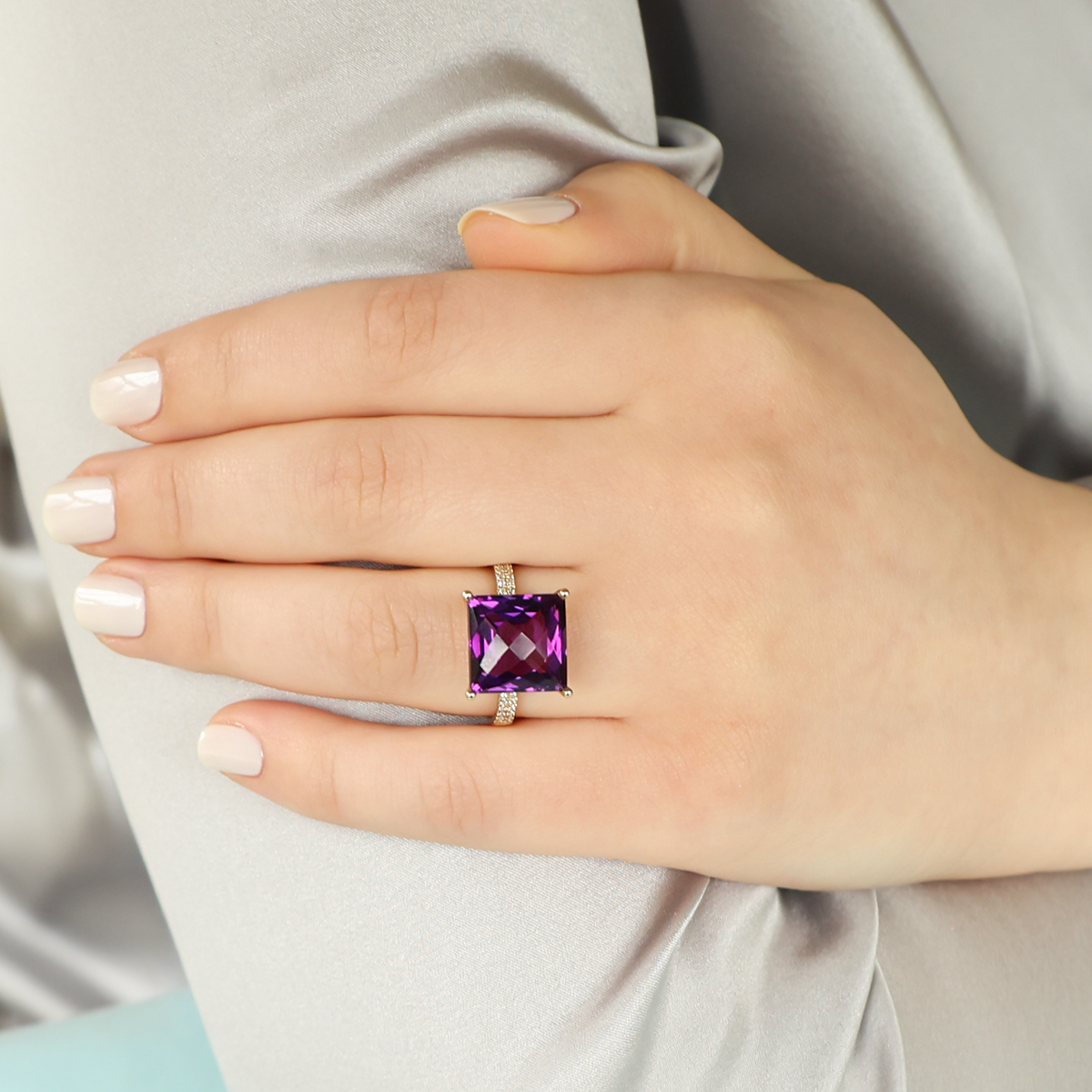 Model wears 9ct Yellow Gold Square Cut Amethyst & Diamond Cocktail Ring