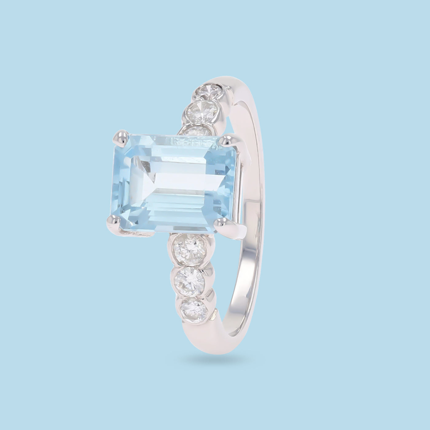 18ct White Gold Emerald Cut Aquamarine & Diamond Solitaire Ring.