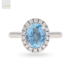 18ct White Gold Oval Shaped Aquamarine & Diamond Cluster Ring