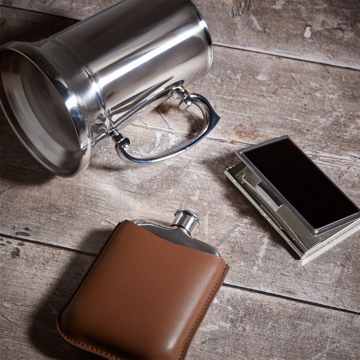 Fred Bennett Stainless Steel Hip Flask with Brown Leather Sleeve & Stainless Steel Tankard