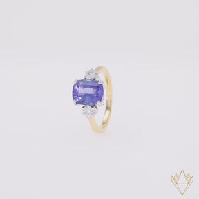 18ct Yellow Gold Cushion Shaped Tanzanite & Diamond Trilogy Ring - 360 Video