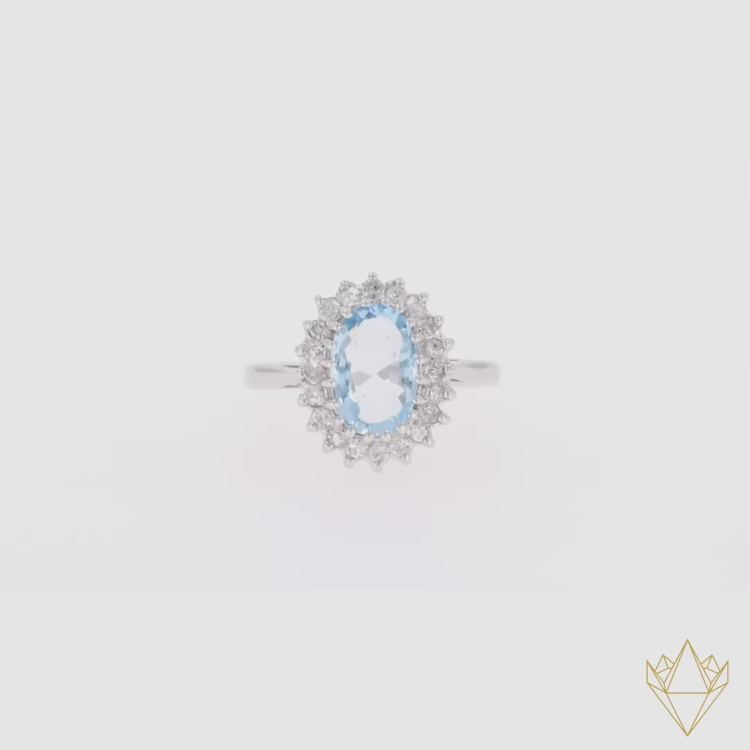18ct White Gold Oval Cut Aquamarine & Diamond Cluster Ring - Video