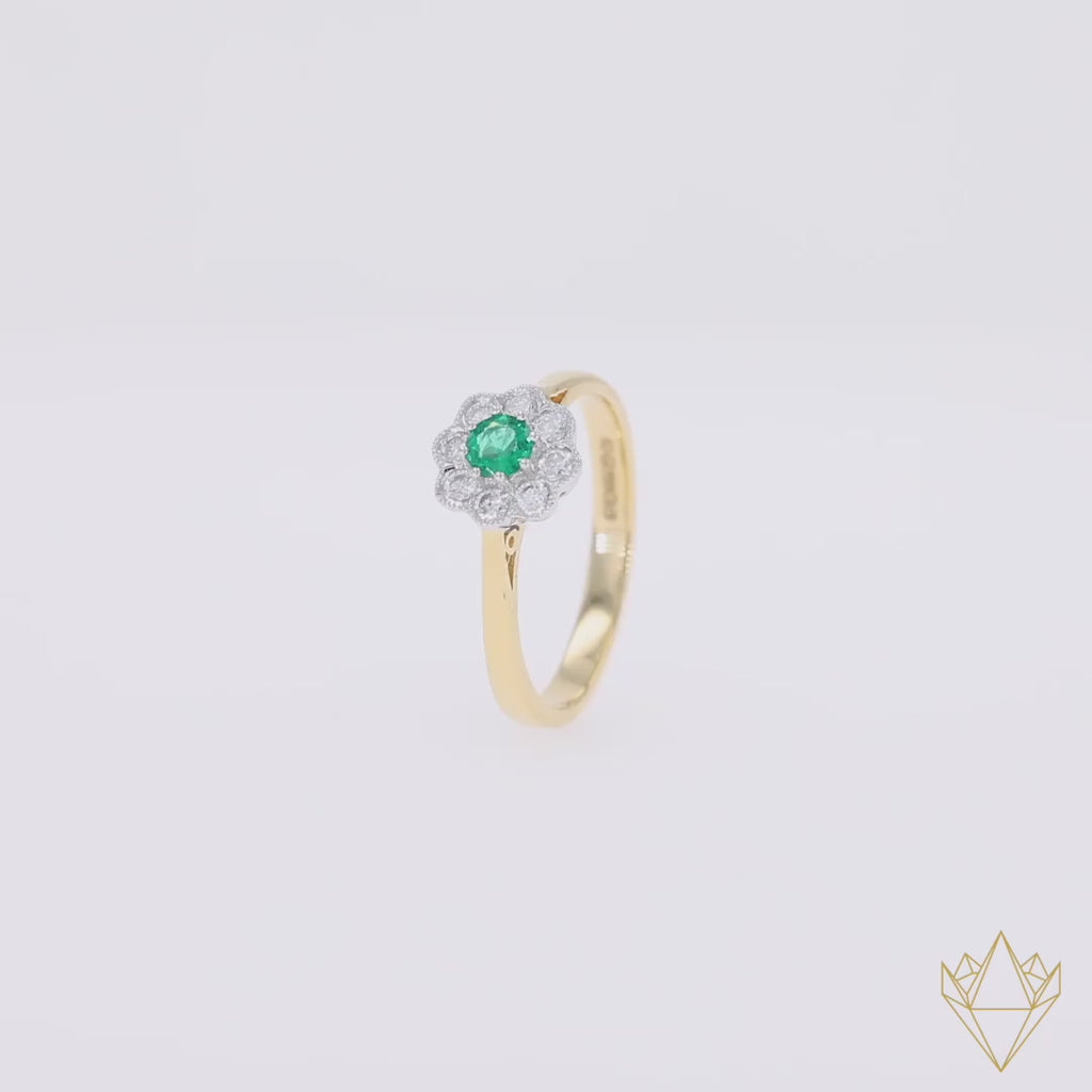 18ct Yellow Gold Emerald & Diamond Flower Cluster Ring - 360 Video