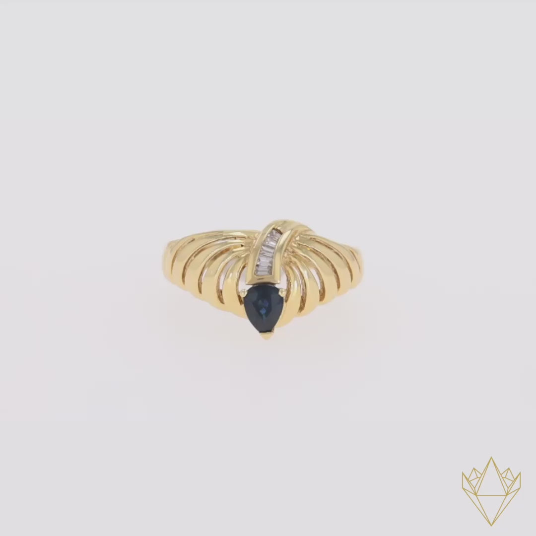 18ct Yellow Gold Pear Shaped Sapphire & Tapered Baguette Cut Diamond Ring - Video