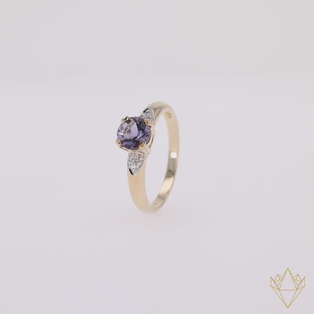 9ct Yellow Gold Iolite & Diamond Solitaire Ring - 360 Video