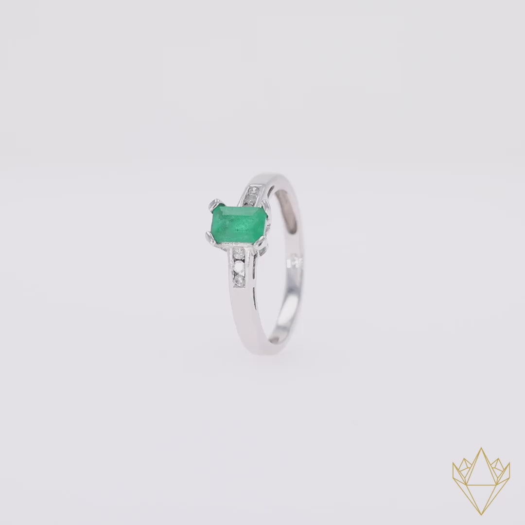 18ct White Gold Emerald Cut Emerald & Diamond Solitaire Ring - 360 Video