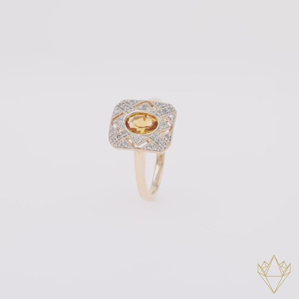 9ct Yellow Gold Citrine & Diamond Tablet Cluster Ring - 360 Video