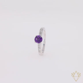 18ct White Gold Amethyst & Diamond Channel Set Shoulders Solitaire Ring - 360 Video