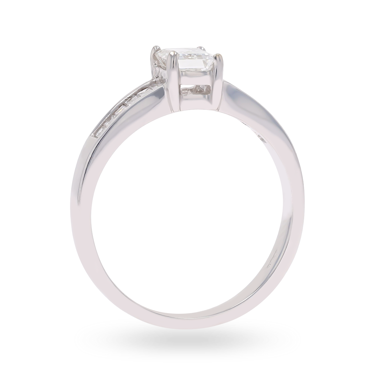 18ct White Gold Emerald Cut 0.86ct Diamond Solitaire Ring