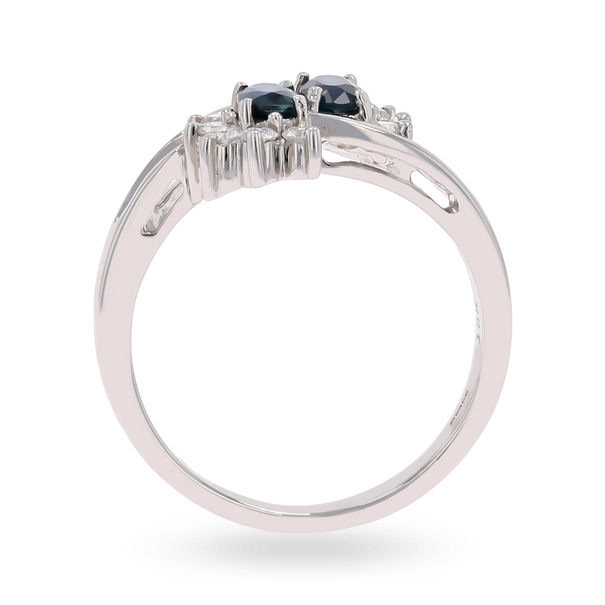 18ct White Gold Sapphire & Diamond Toi-et-Moi Cluster Ring