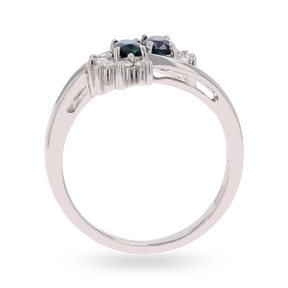 18ct White Gold Sapphire & Diamond Toi-et-Moi Cluster Ring