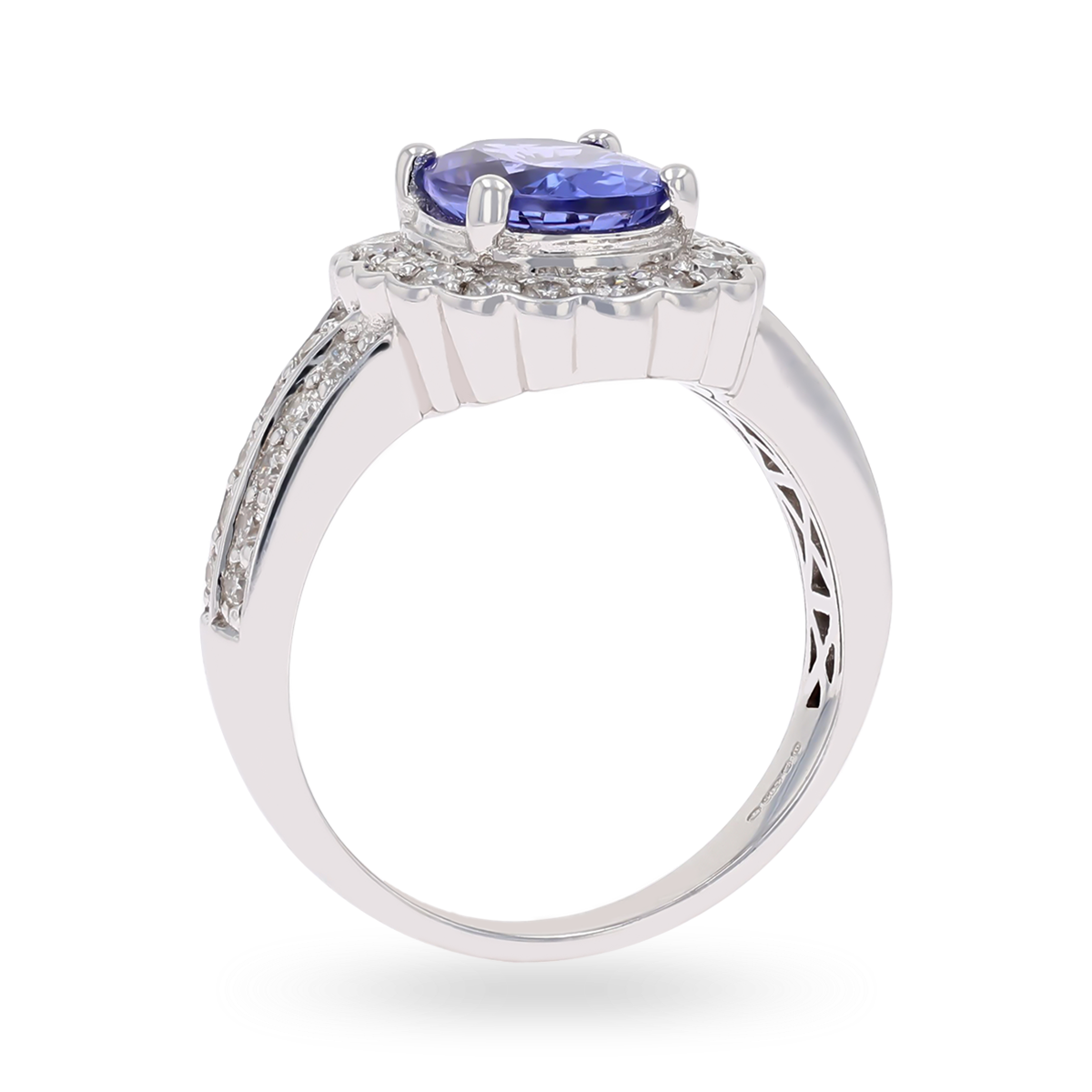 14ct White Gold Oval Shaped Tanzanite & Diamond Cluster Ring